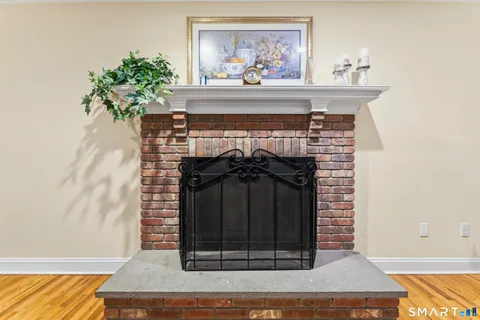 $775,000 | 29 Narragansett Trail, Newtown, CT 06482