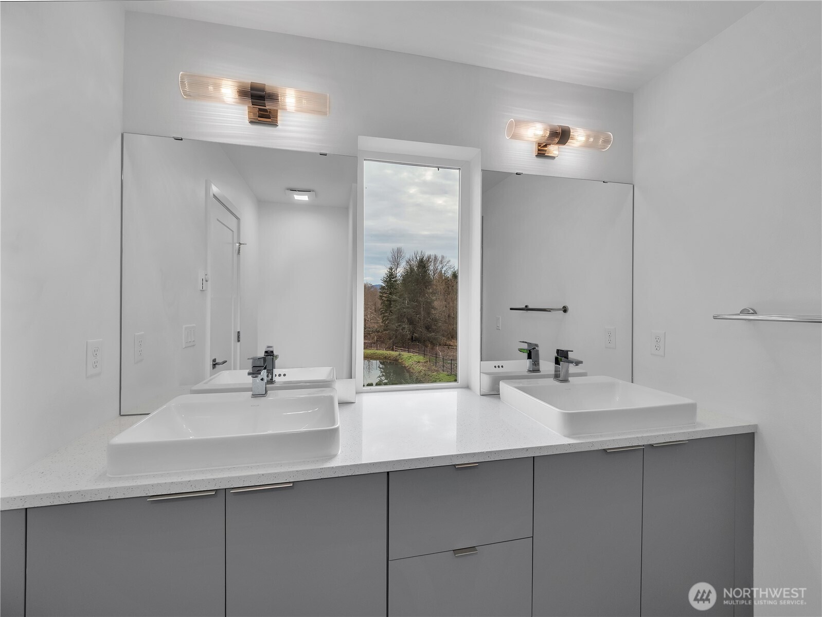 31822 Valley Vista Street Carnation, WA 98014 - Photo 16 of 32