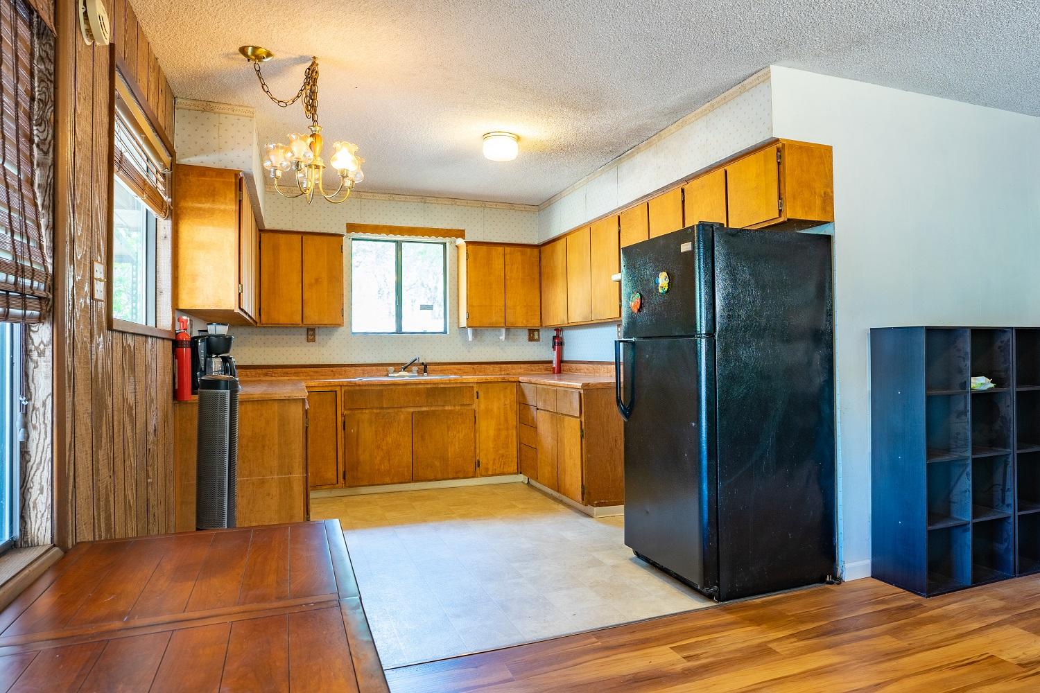 8574 Blackwell Road Central Point, OR 97502 - Photo 24 of 45 Non conforming guest cottage