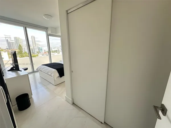 $23,000 | 1 Collins Avenue, Unit 602, Miami Beach, FL 33139