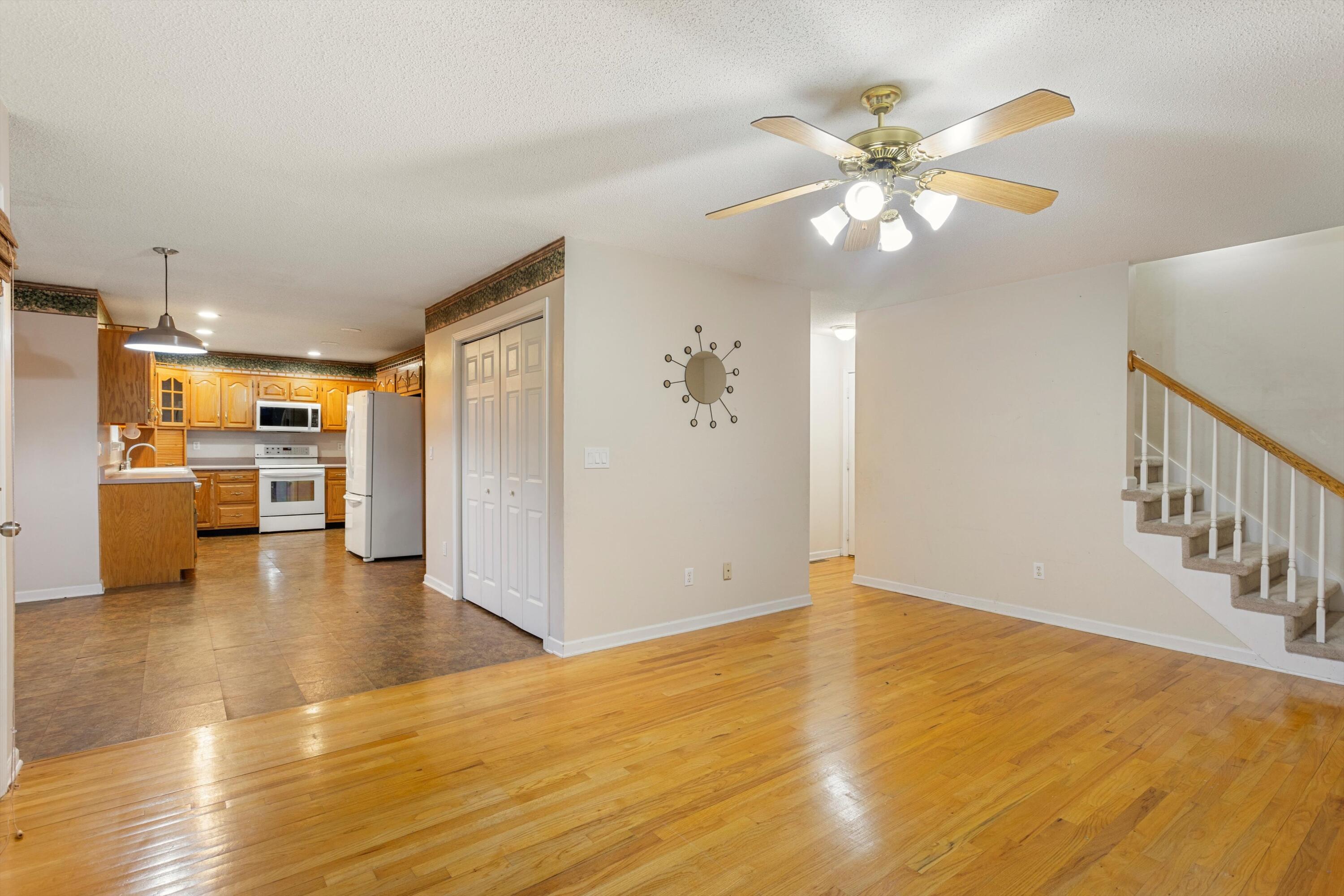 6202 Chandler Hill Road Ooltewah, TN 37363 - Photo 6 of 34 19-2M6A8384