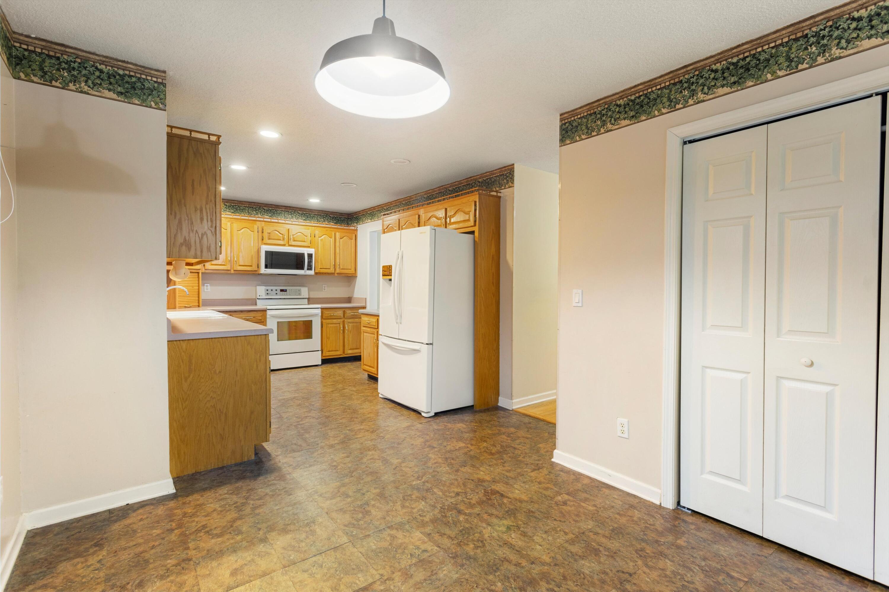 6202 Chandler Hill Road Ooltewah, TN 37363 - Photo 10 of 34 15-2M6A8372