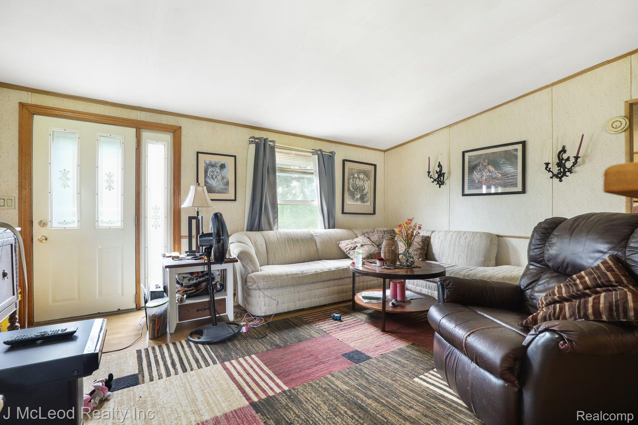 9213 East Willard Road Millington, MI 48746 - Photo 6 of 39 Gallery Image 6