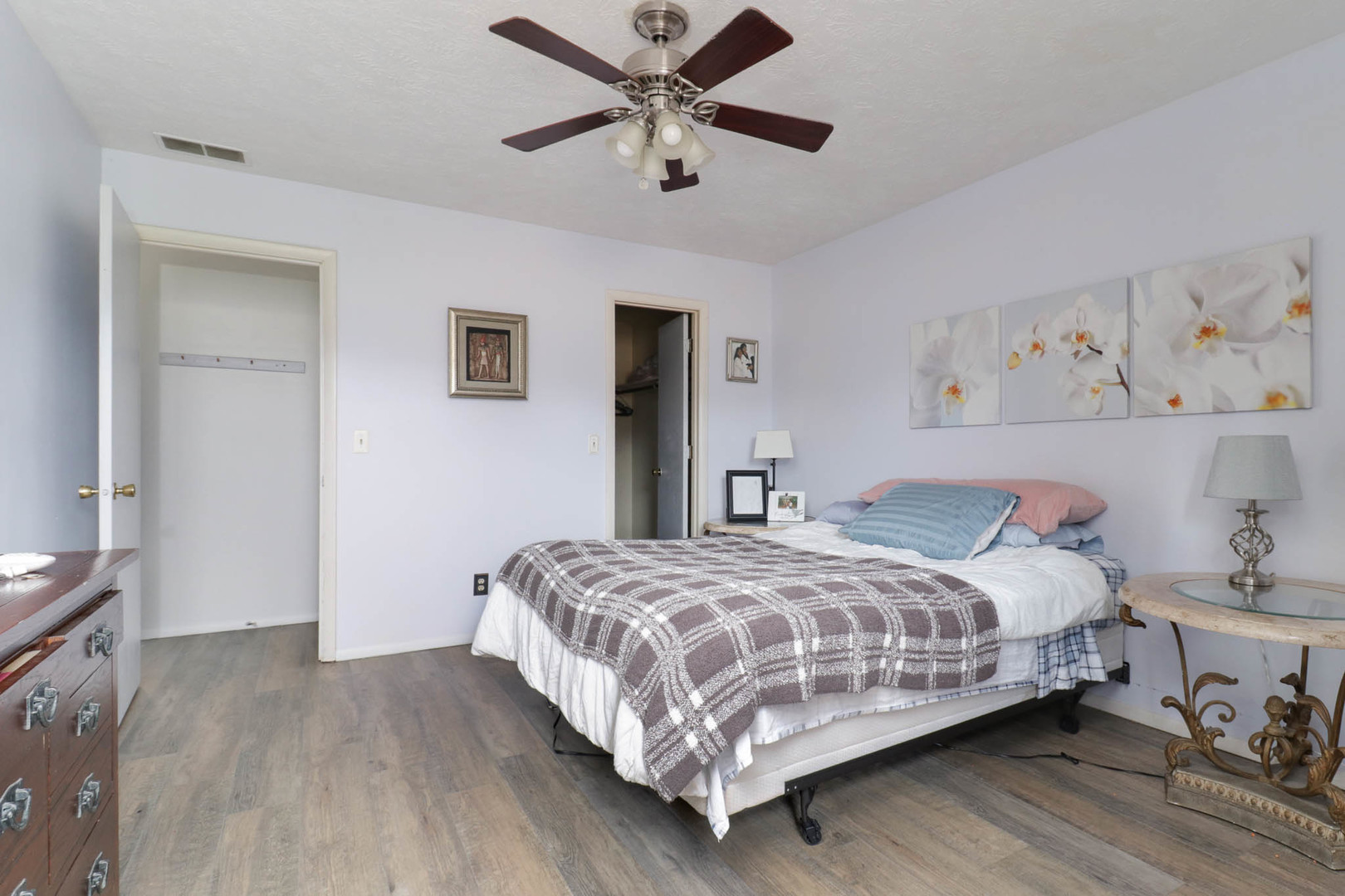 1550 Hunt Drive, Unit C Normal, IL 61761 - Photo 15 of 21 a bedroom with a bed and a window