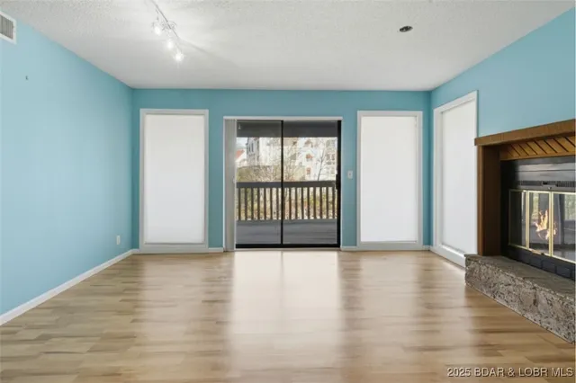 $205,000 | 150 Southwood Shores Place, Unit 432D, Lake Ozark, MO 65049