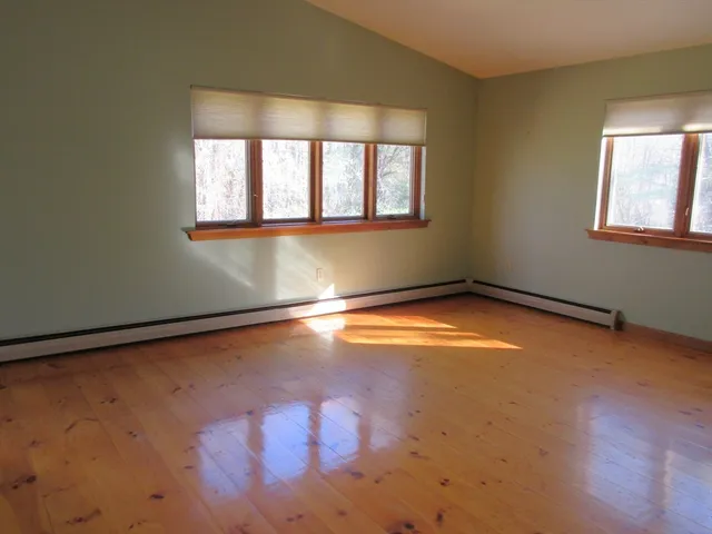 $567,000 | 319 Greenfield Road, Leyden, MA 01301