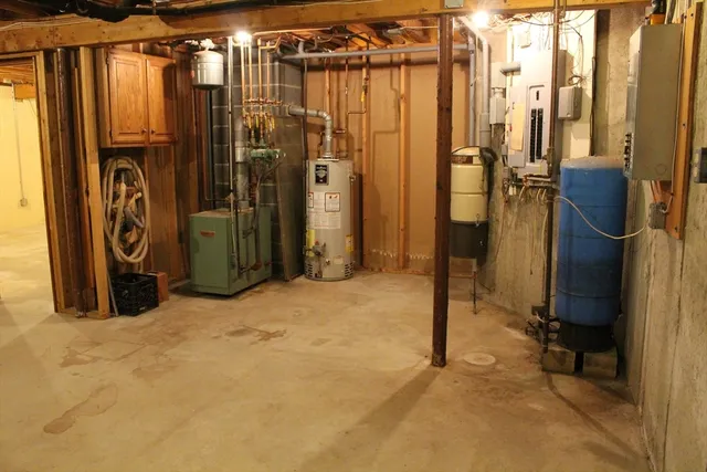 $567,000 | 319 Greenfield Road, Leyden, MA 01301