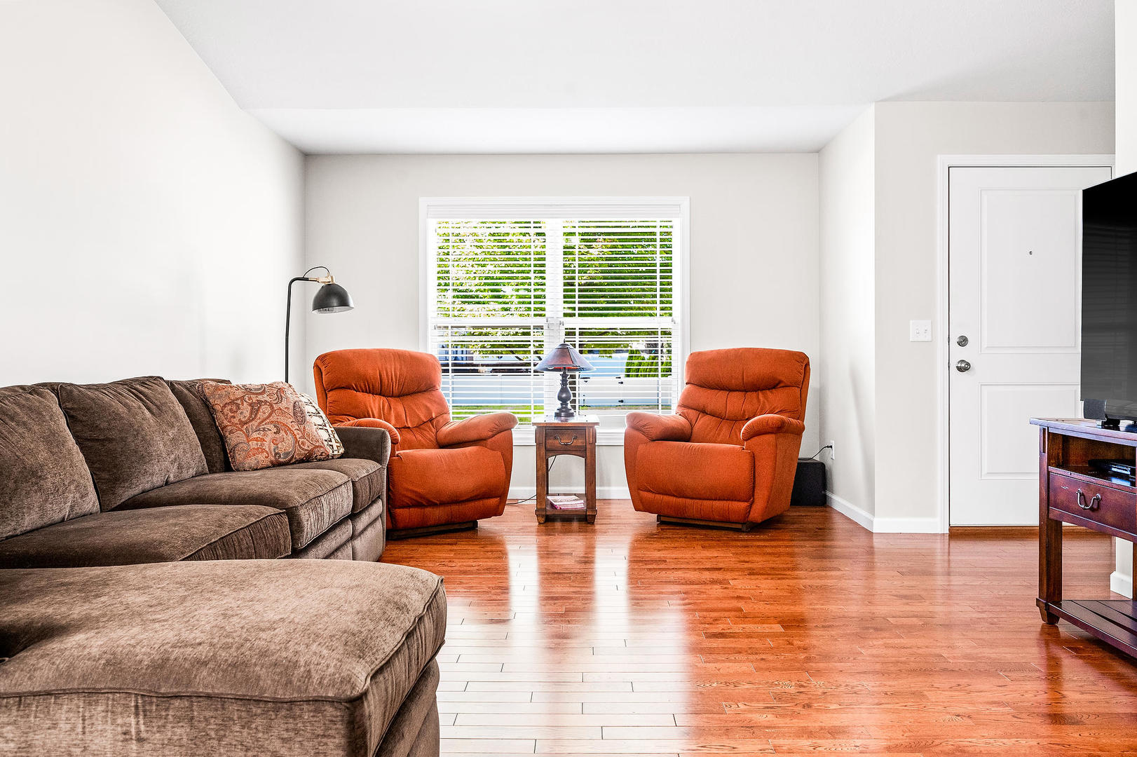 22 Winding Way Bloomington, IL 61705 - Photo 4 of 33 Gallery Image 4
