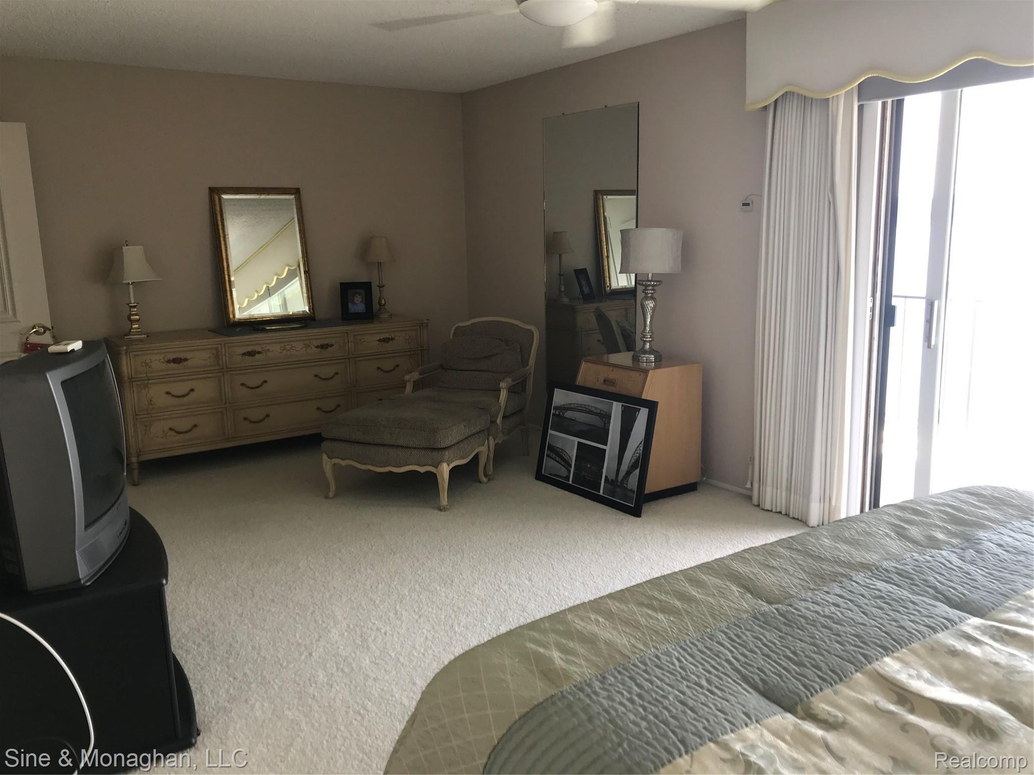 1715 River Road, Unit 31 St. Clair, MI 48079 - Photo 54 of 69 50 MASTER BEDRM #31.JPG