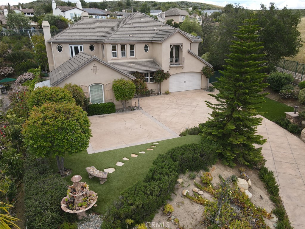 3308 Crosspointe Court Simi Valley, CA 93065 - Photo 2 of 67