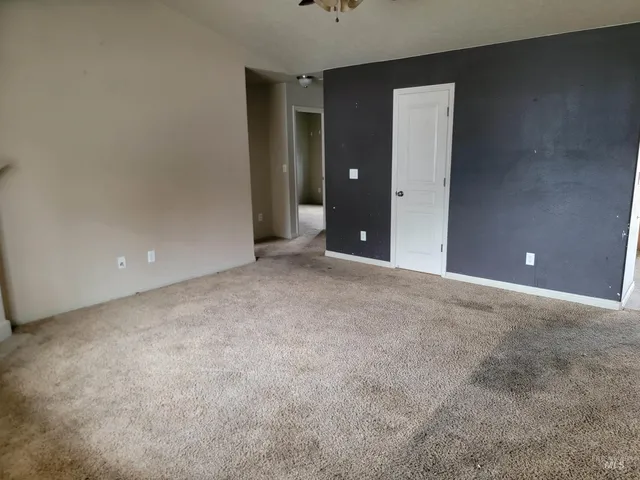 $349,000 | 1324-1328 North Flamingo Court, Nampa, ID 83651