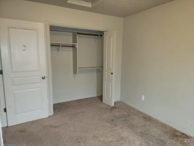 $349,000 | 1324-1328 North Flamingo Court, Nampa, ID 83651