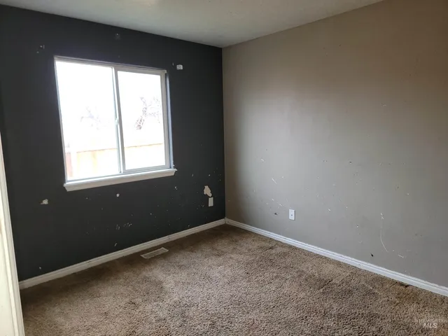 $349,000 | 1324-1328 North Flamingo Court, Nampa, ID 83651