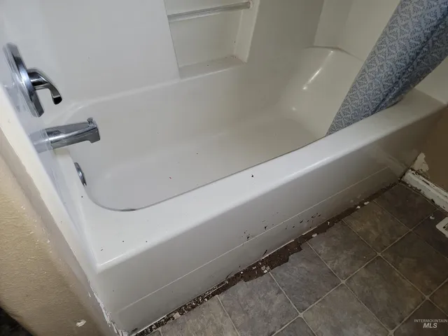 $349,000 | 1324-1328 North Flamingo Court, Nampa, ID 83651