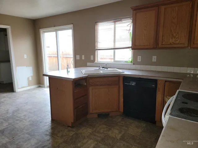 $349,000 | 1324-1328 North Flamingo Court, Nampa, ID 83651