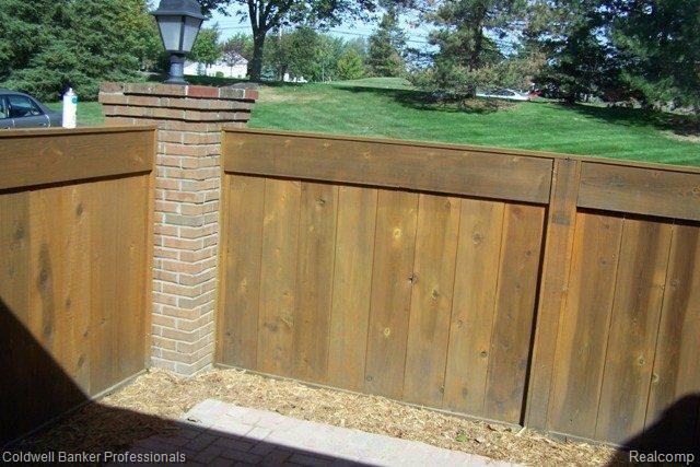 40000 Crosswinds Road, Unit 45 Novi, MI 48375 - Photo 16 of 21 View of Grounds