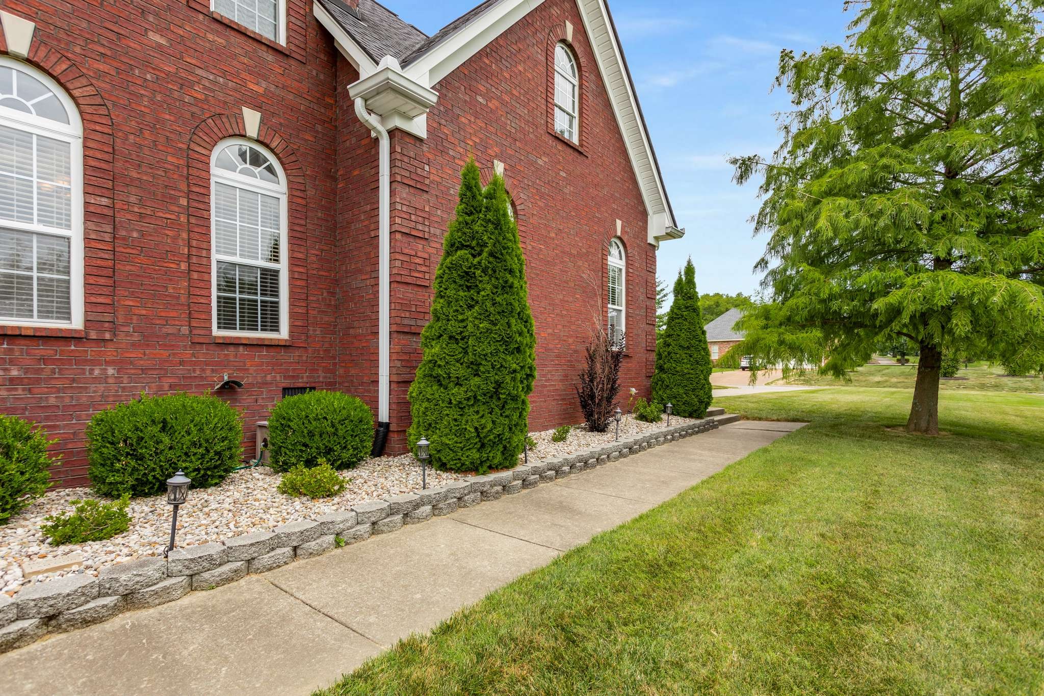 3600 Legacy Drive Springfield, TN 37172 - Photo 4 of 50 a front view of a house with garden