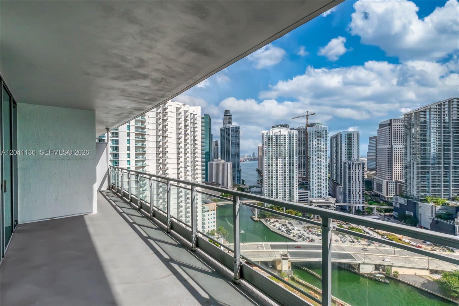 90 Southwest 3rd Street, Unit 3211 Miami, FL 33130 - Photo 25 of 27