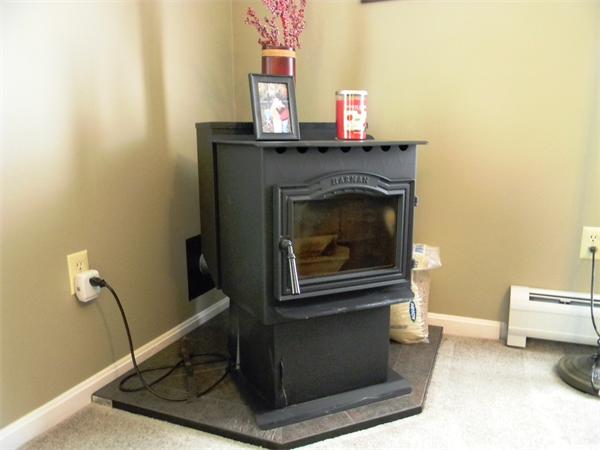 261 Rice Street Athol, MA 01331 - Photo 6 of 16