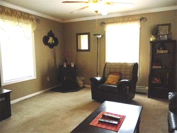 261 Rice Street Athol, MA 01331 - Photo 7 of 16