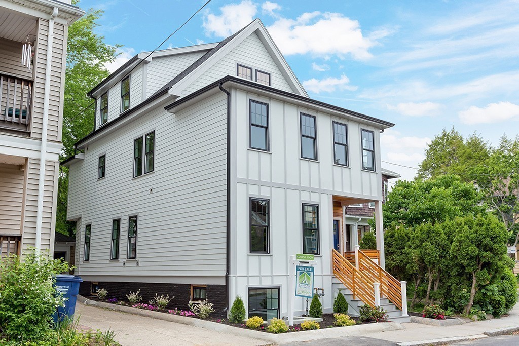 13 Rindgefield Street, Unit 13 Cambridge, MA 02140 - Photo 1 of 24 Gallery Image 1