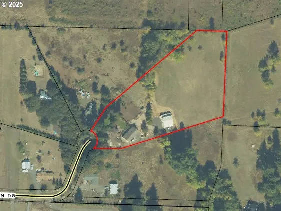 $1,165,000 | 37310 Fawn Drive, Lebanon, OR 97355