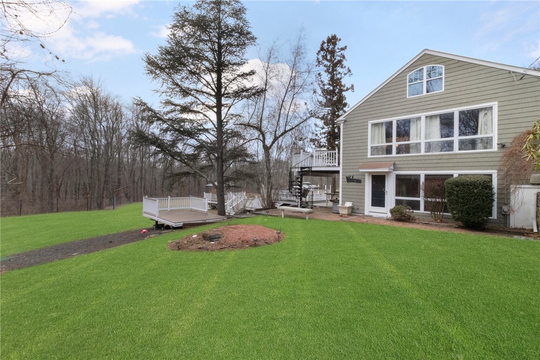 17 Evergreen Road Lincoln, RI 02865 - Photo 2 of 36 Gallery Image 2