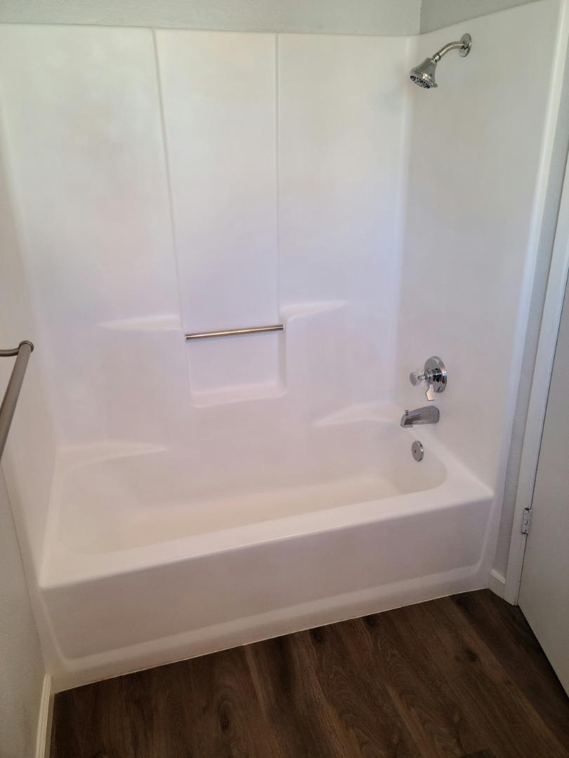 2362 North Main Street, Unit 6 Salinas, CA 93906 - Photo 10 of 21 a bathroom with a bathtub