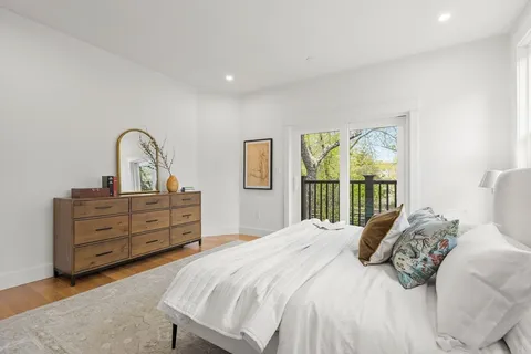 $899,000 | 6 Dellmore Road, Unit 3, Boston, MA 02131