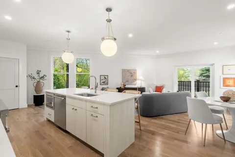 $899,000 | 6 Dellmore Road, Unit 3, Boston, MA 02131