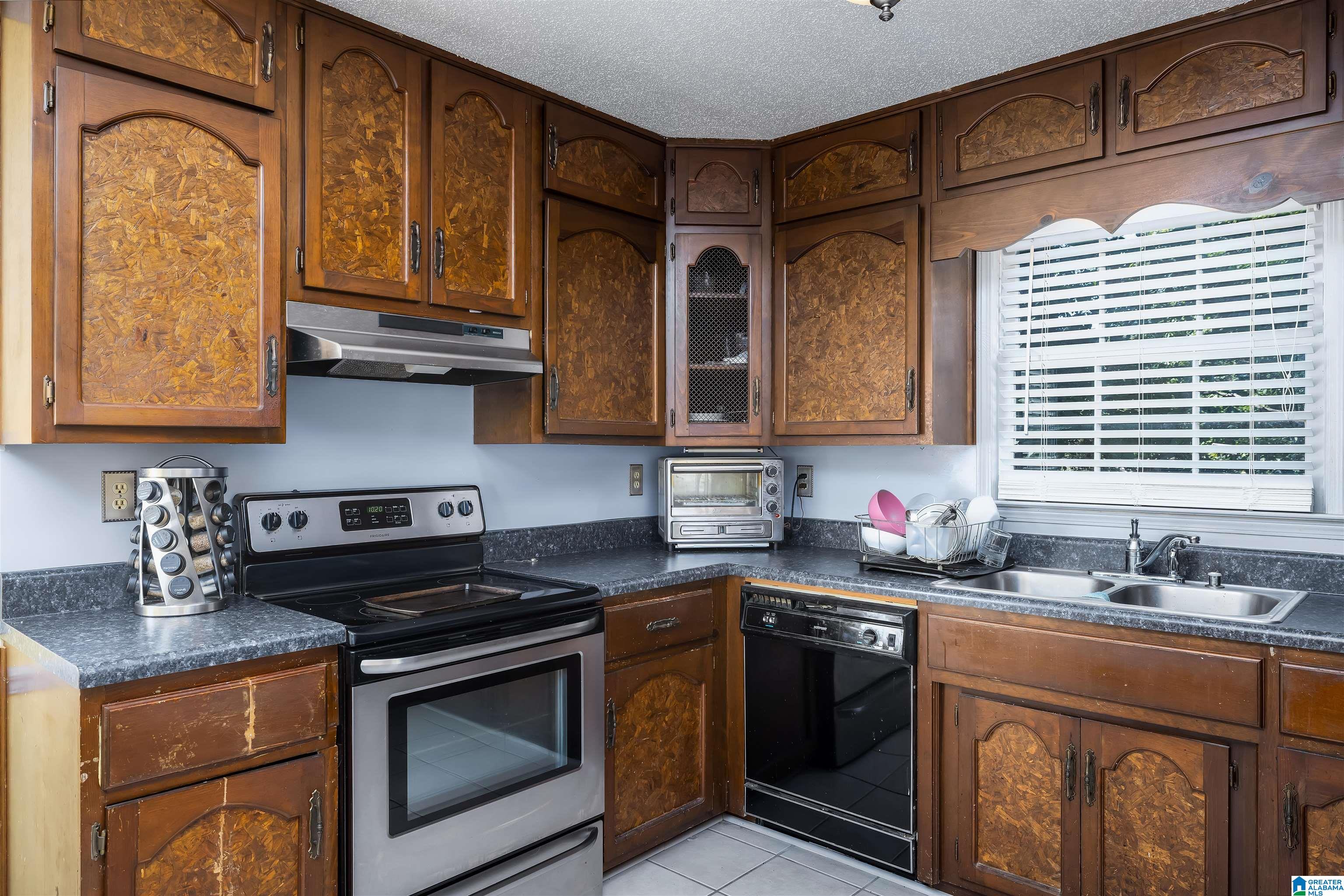 944 Village Mill Road Birmingham, AL 35215 - Photo 15 of 41