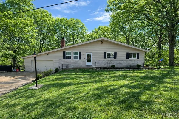 $349,900 | 12 Ozark Lane, Arnold, MO 63010
