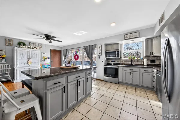 $329,900 | 12 Ozark Lane, Arnold, MO 63010