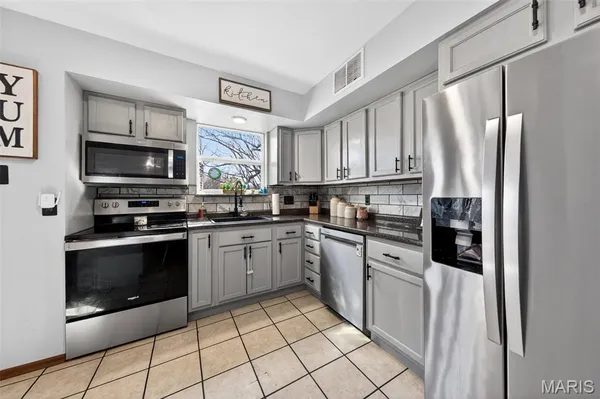 $349,900 | 12 Ozark Lane, Arnold, MO 63010