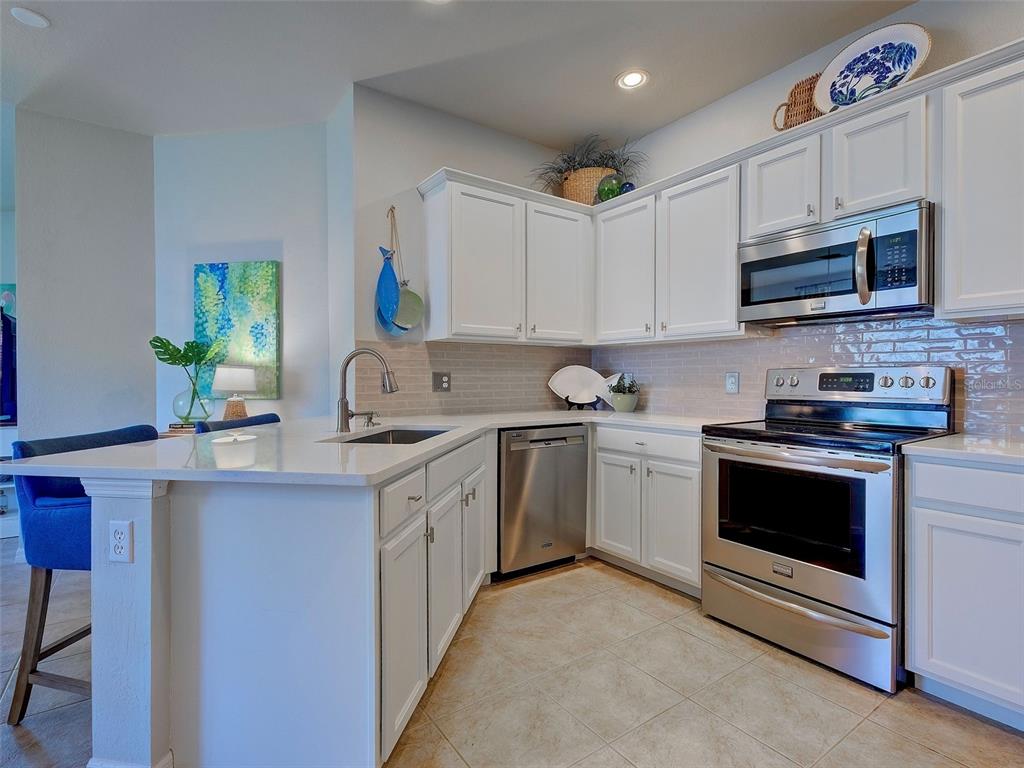 11993 Tempest Harbor Loop Venice, FL 34292 - Photo 20 of 79