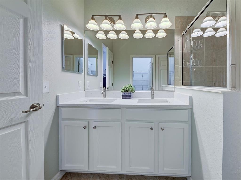 11993 Tempest Harbor Loop Venice, FL 34292 - Photo 27 of 79