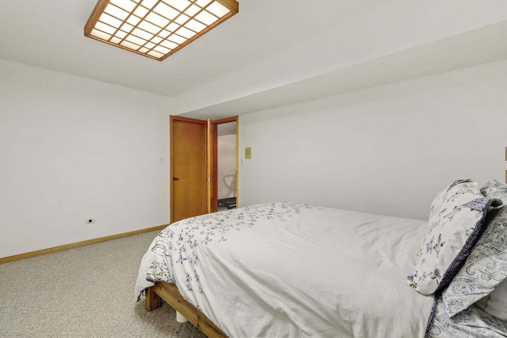 780 94th Street Burr Ridge, IL 60527 - Photo 42 of 53 a bedroom with a bed and a window