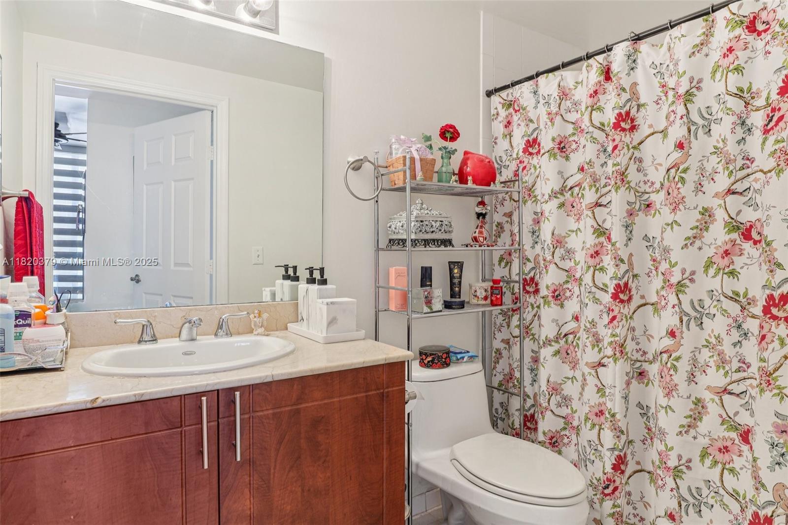 2425 Southwest 27th Avenue, Unit 705 Miami, FL 33145 - Photo 15 of 54