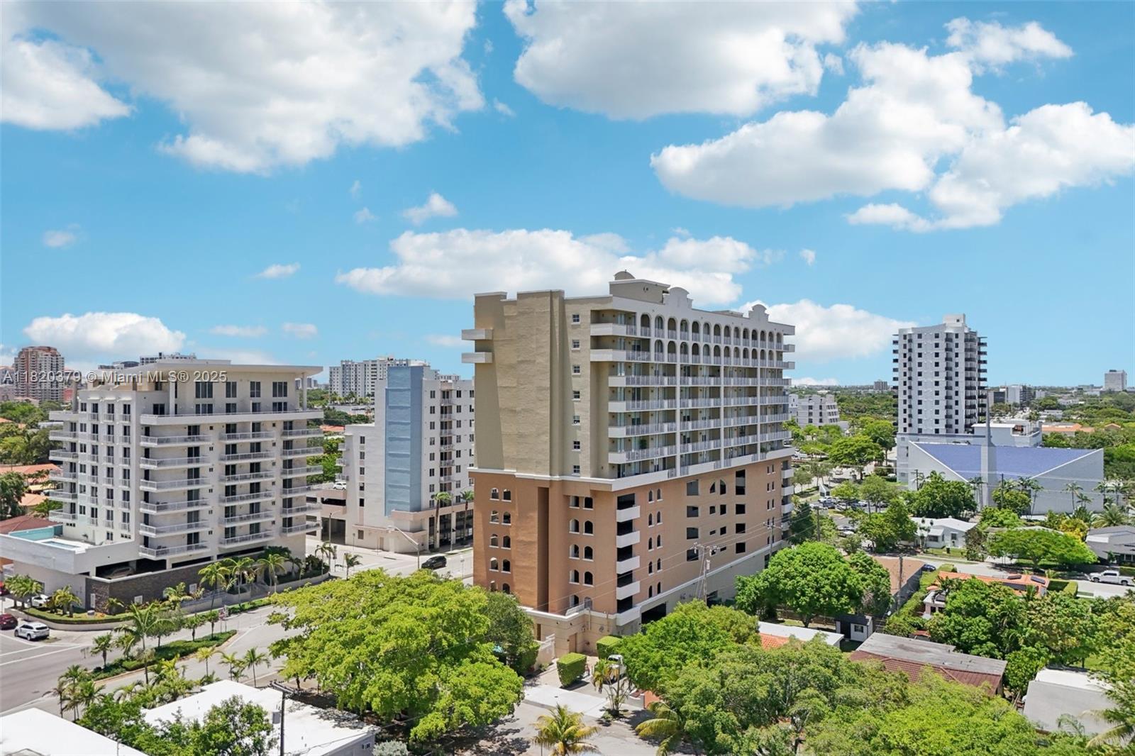 2425 Southwest 27th Avenue, Unit 705 Miami, FL 33145 - Photo 29 of 54