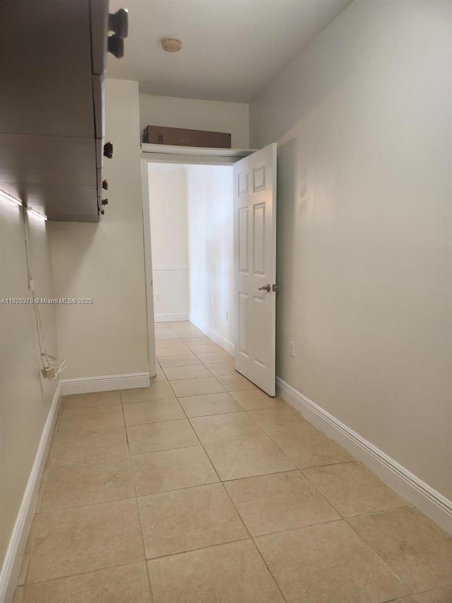 2425 Southwest 27th Avenue, Unit 705 Miami, FL 33145 - Photo 38 of 54