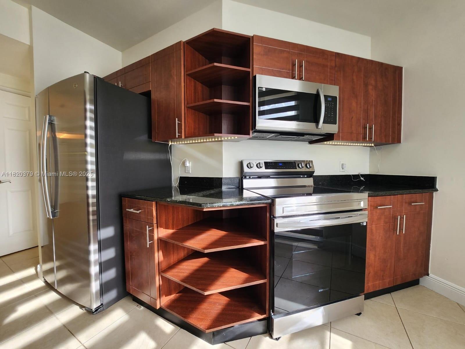 2425 Southwest 27th Avenue, Unit 705 Miami, FL 33145 - Photo 53 of 54