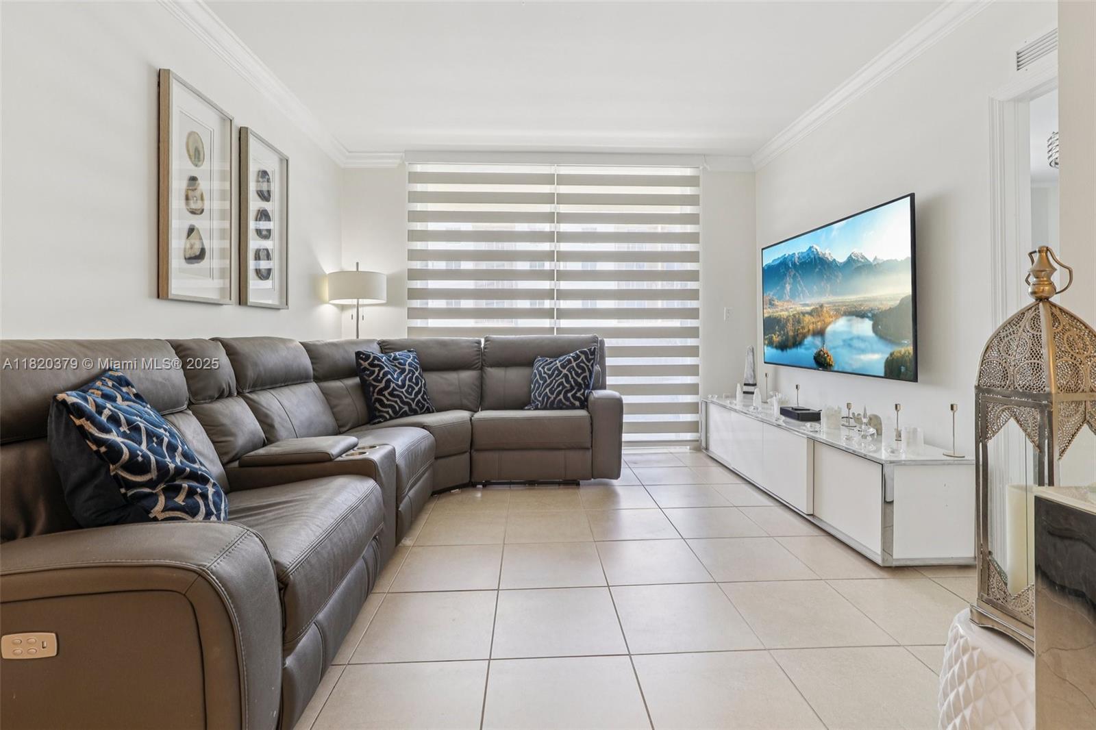 2425 Southwest 27th Avenue, Unit 705 Miami, FL 33145 - Photo 8 of 54