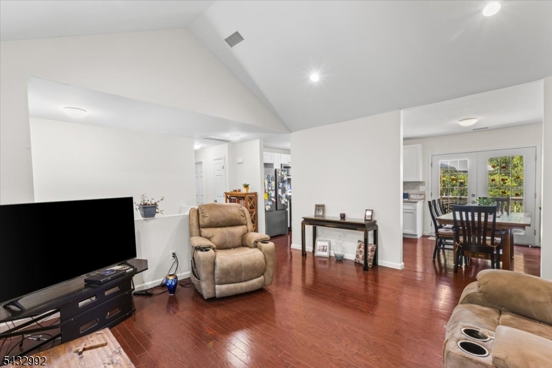 47 Winding Way Andover, NJ 07821 - Photo 7 of 42