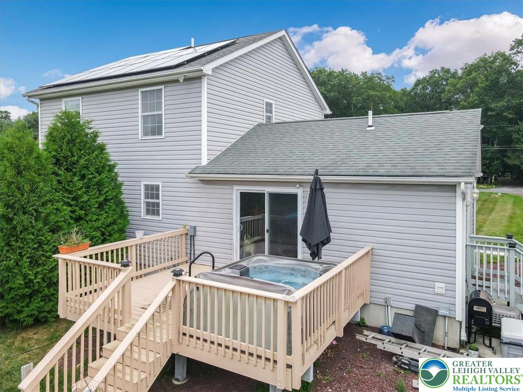 18 Cub Lane Jim Thorpe, PA 18229 - Photo 16 of 58 Deck with hot tub