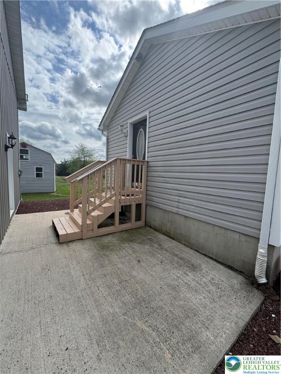 18 Cub Lane Jim Thorpe, PA 18229 - Photo 21 of 58 a view of a house with a yard and garage
