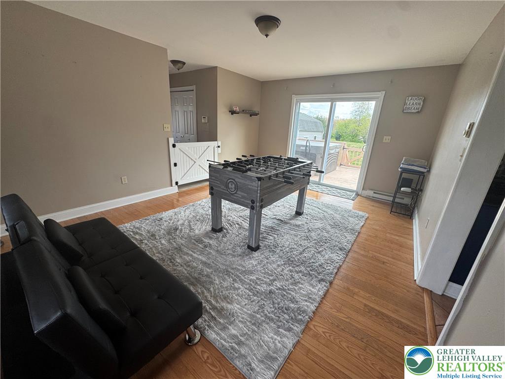 18 Cub Lane Jim Thorpe, PA 18229 - Photo 33 of 58 a living room with a rug