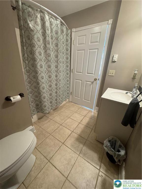18 Cub Lane Jim Thorpe, PA 18229 - Photo 47 of 58 a bathroom with a toilet and a shower
