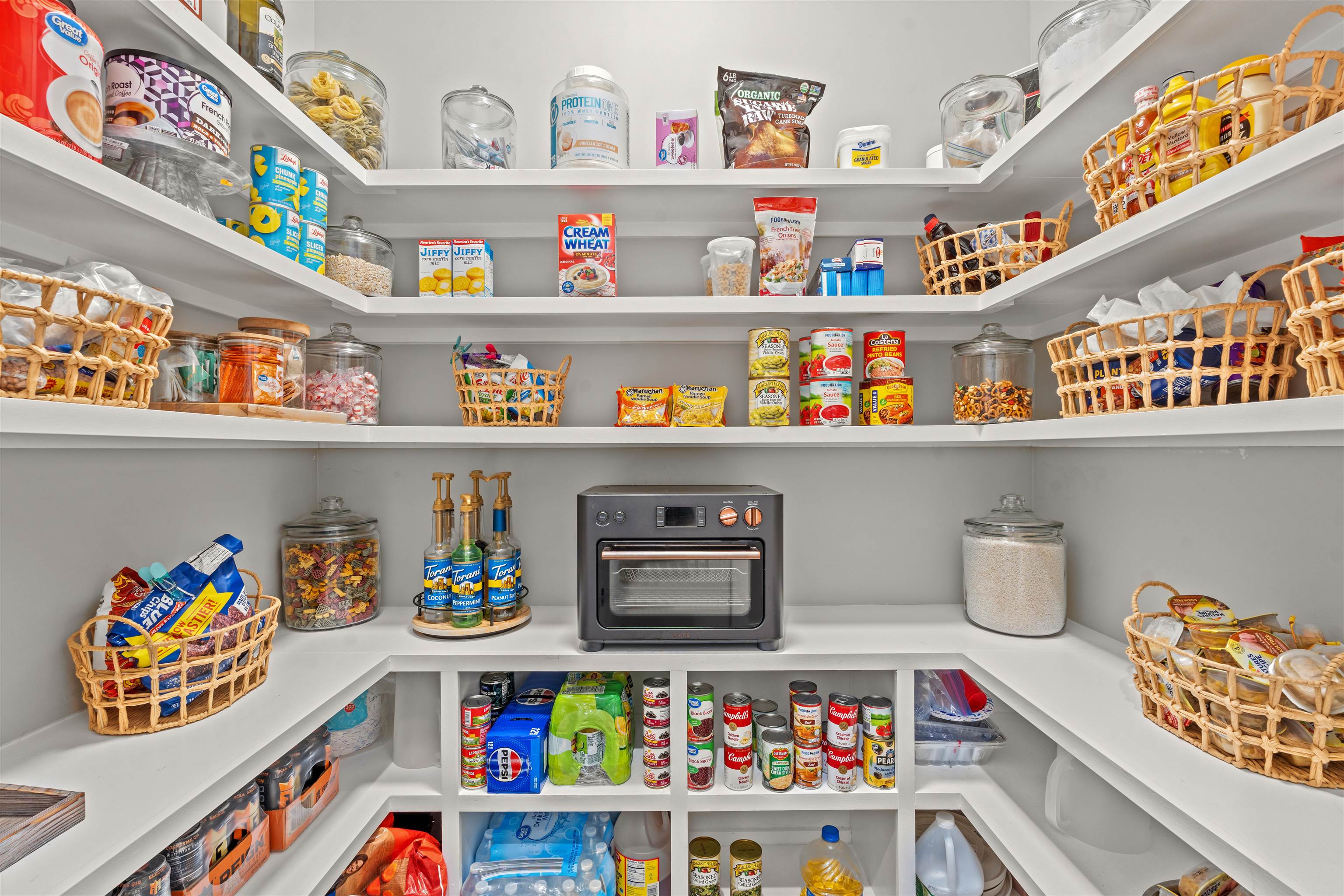 411 Chamberlin Road Myrtle Beach, SC 29588 - Photo 10 of 40 View of storage area