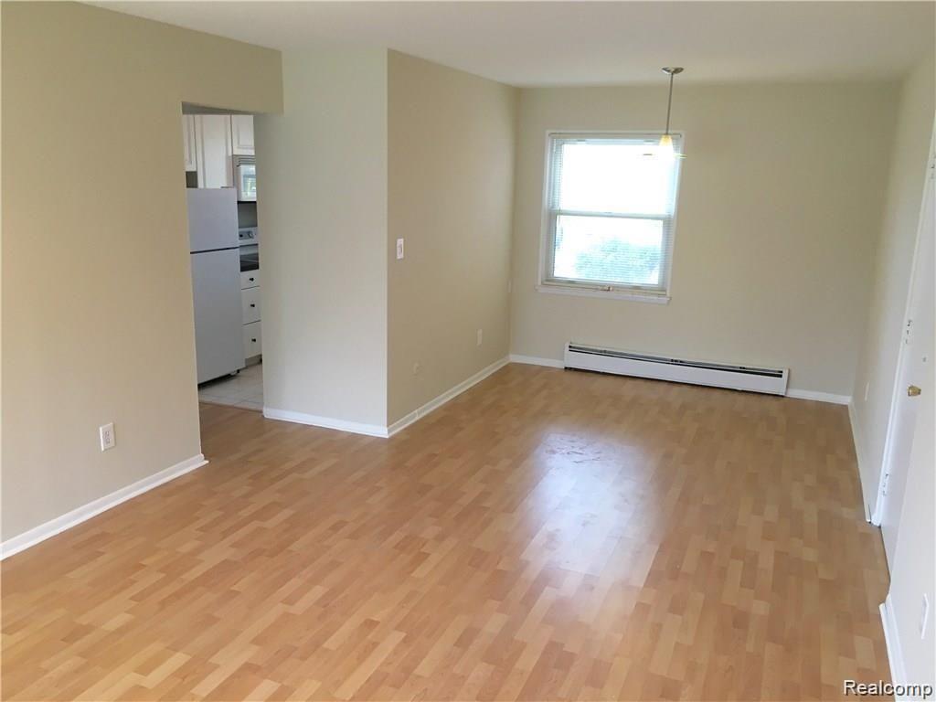 2910 West 13 Mile Road Royal Oak, MI 48073 - Photo 9 of 11