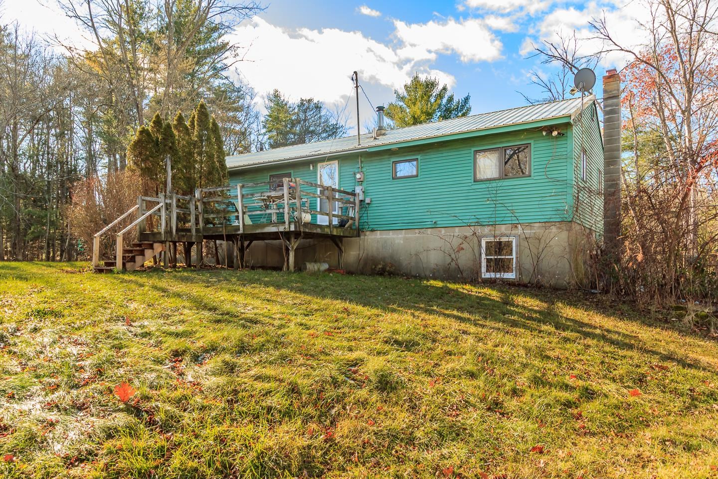 396 Dearborn Road Auburn, NH 03032 - Photo 5 of 11